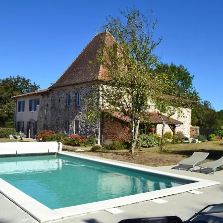Holiday home Familial 10 Pers. Avec Piscine, Jardin Clos Et Equipements Pour Handicap, A Esse. - Fr-1-653-111 Esse