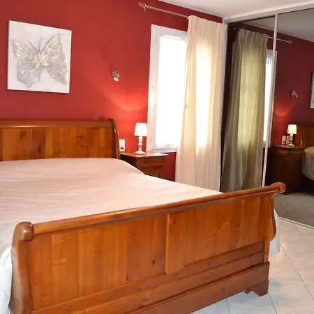 Holiday home Familial 10 Pers. Avec Piscine, Jardin Clos Et Equipements Pour Handicap, A Esse. - Fr-1-653-111 Esse